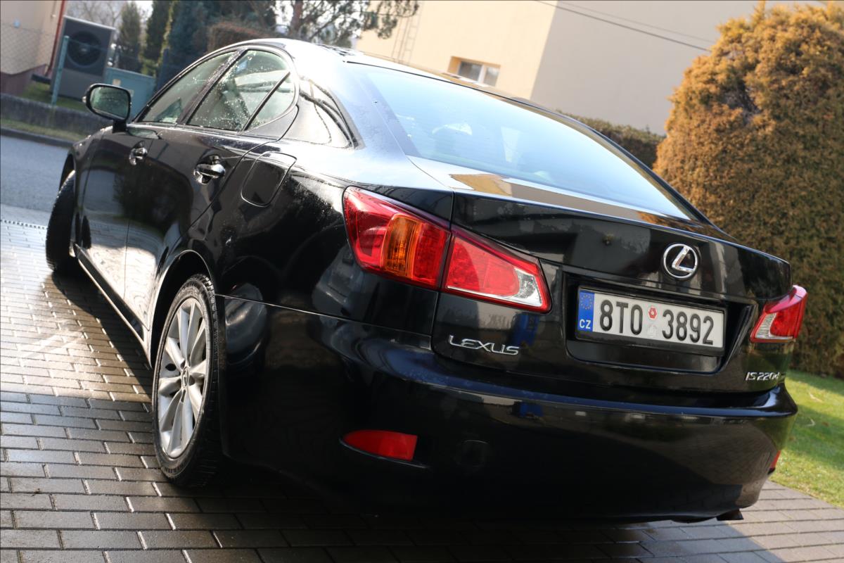 Lexus IS 220d