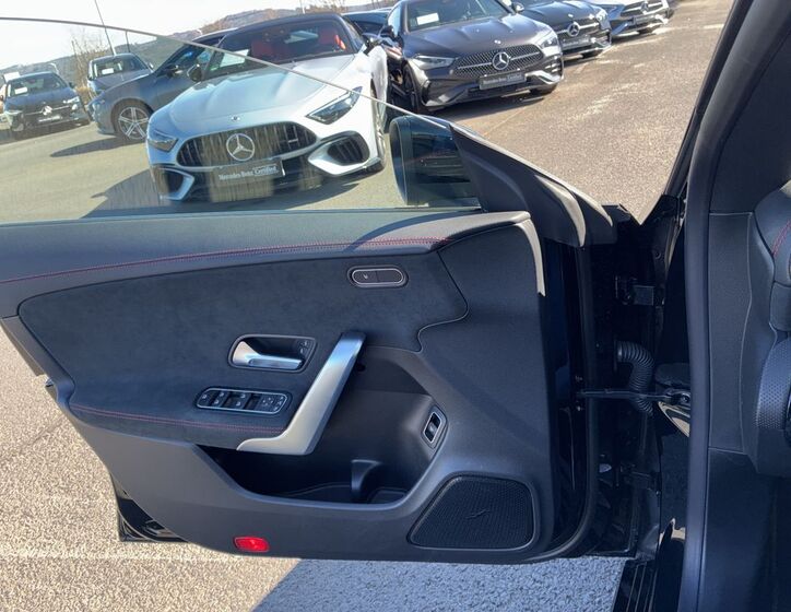 Mercedes-Benz CLA 22