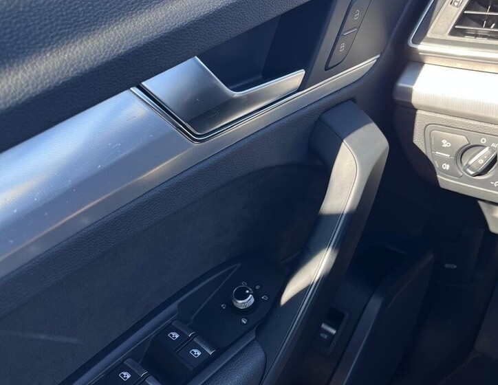 Audi Q5 8
