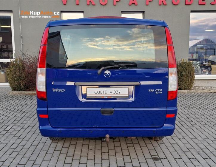 Mercedes-Benz Vito 9