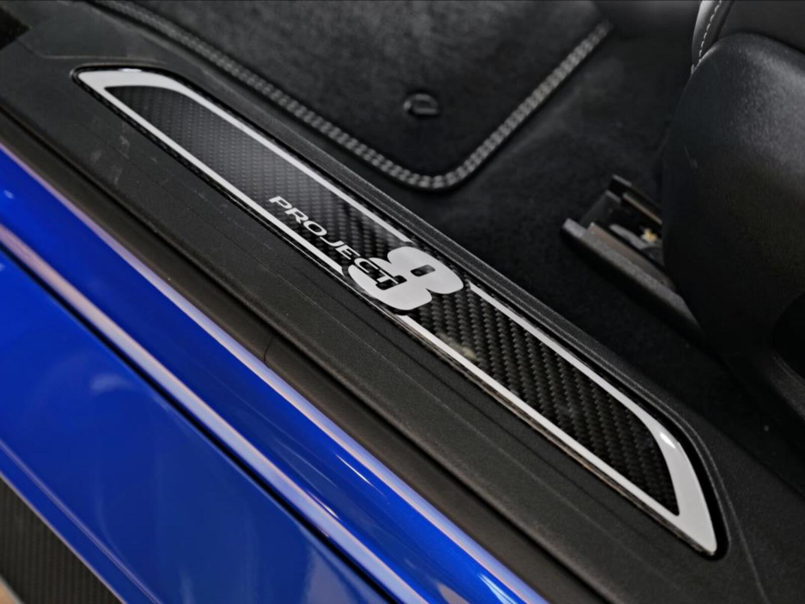 Jaguar XE 17