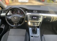 Volkswagen Passat 9