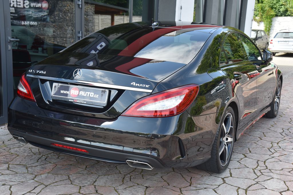 Mercedes-Benz CLS