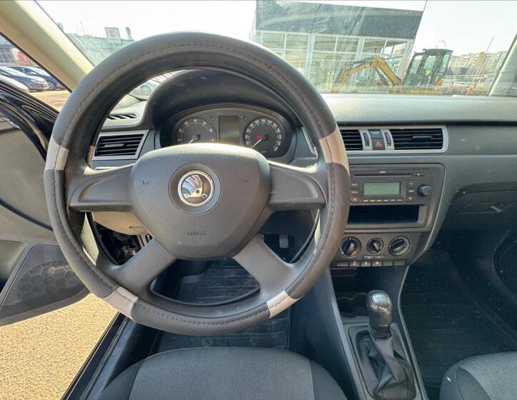 Škoda Rapid 13
