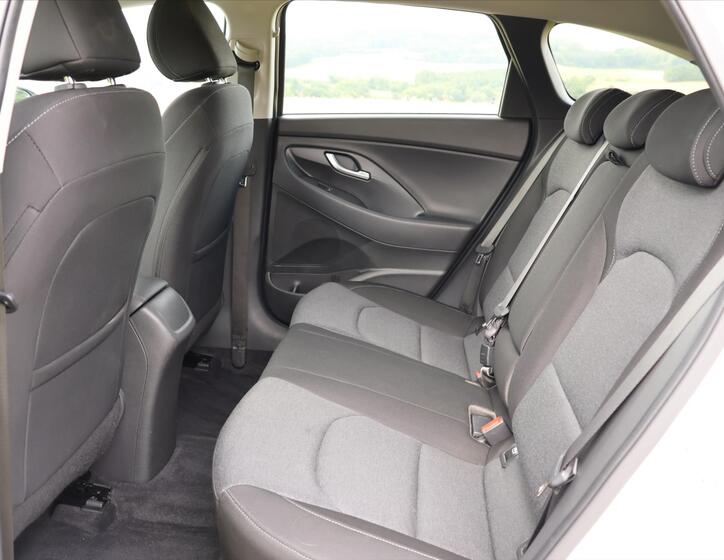 Hyundai i30 14