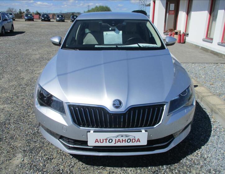 Škoda Superb 3