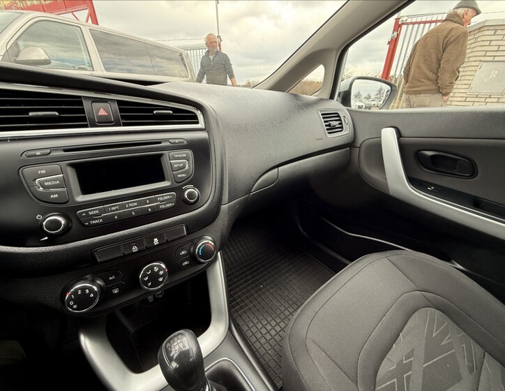KIA Ceed 12