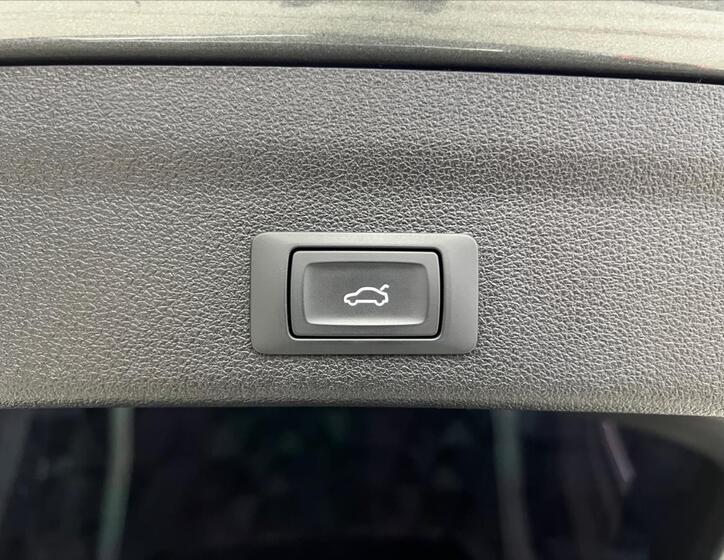 Audi S6 33