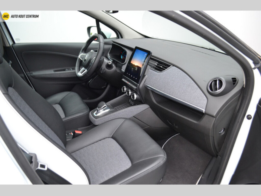 Renault ZOE 10