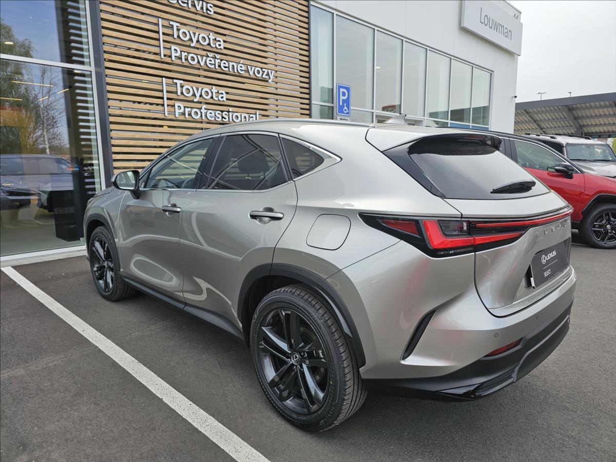 Lexus NX 450h plus