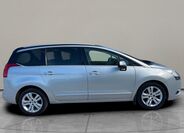 Peugeot 5008 2