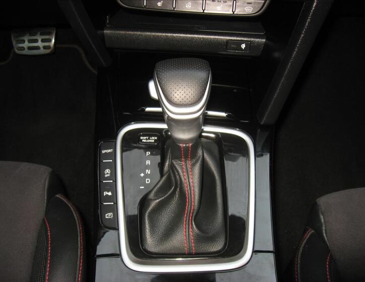 KIA ProCeed 26