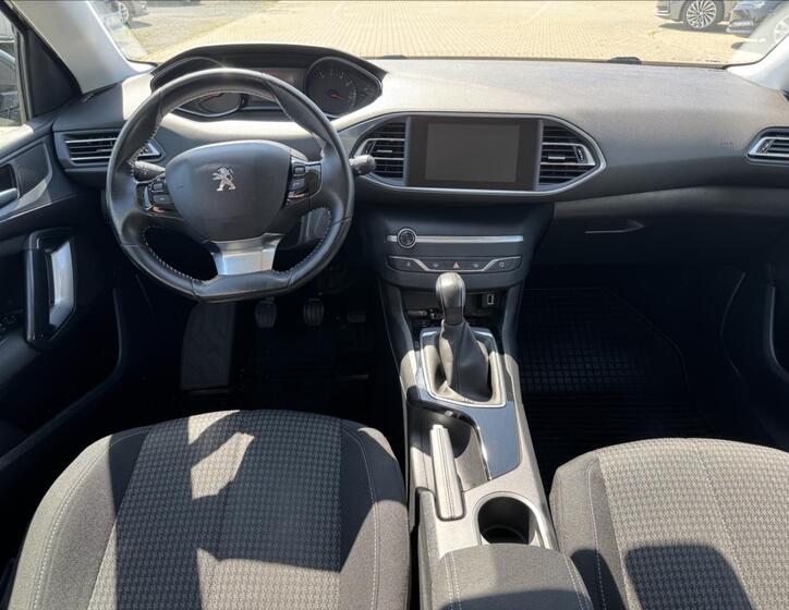 Peugeot 308 9