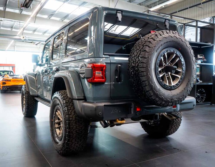 Jeep Wrangler 3