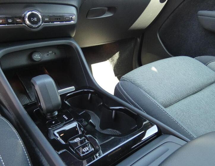 Volvo XC40 6