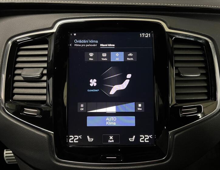 Volvo XC90 16