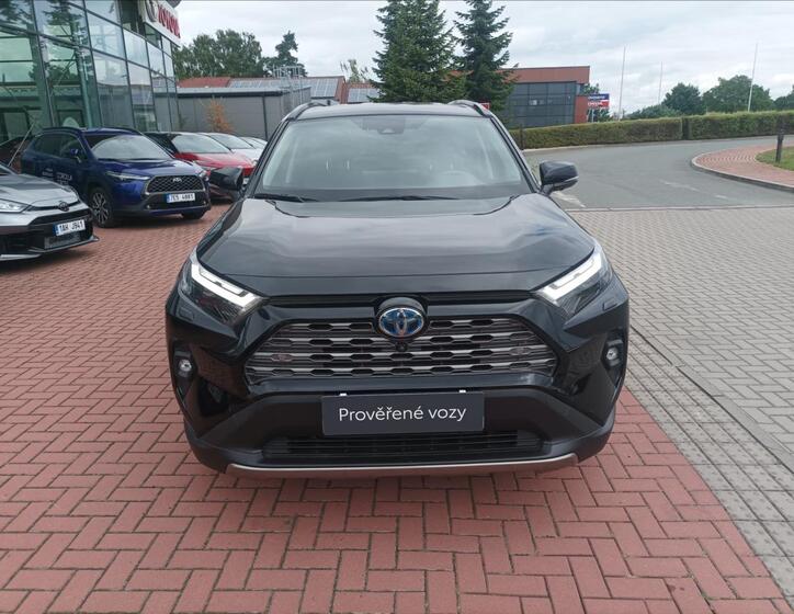 Toyota RAV4 6