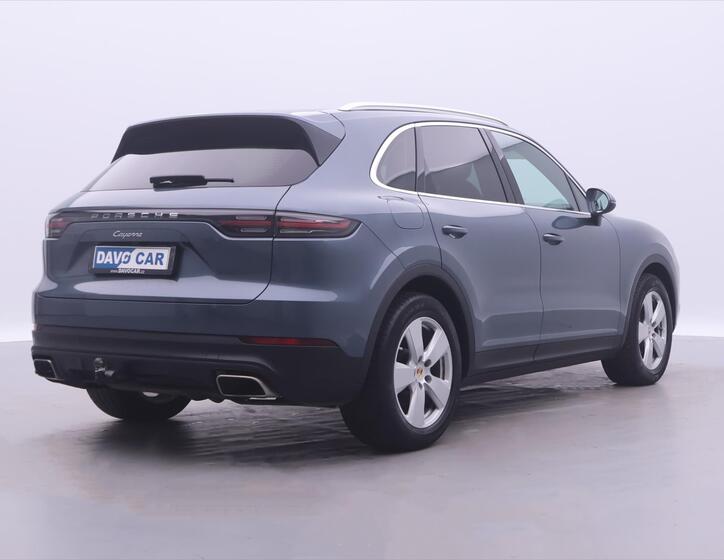 Porsche Cayenne 7