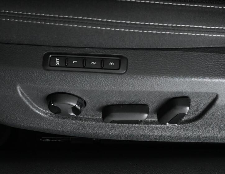 Škoda Superb 31