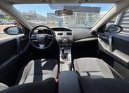 Mazda 3 12