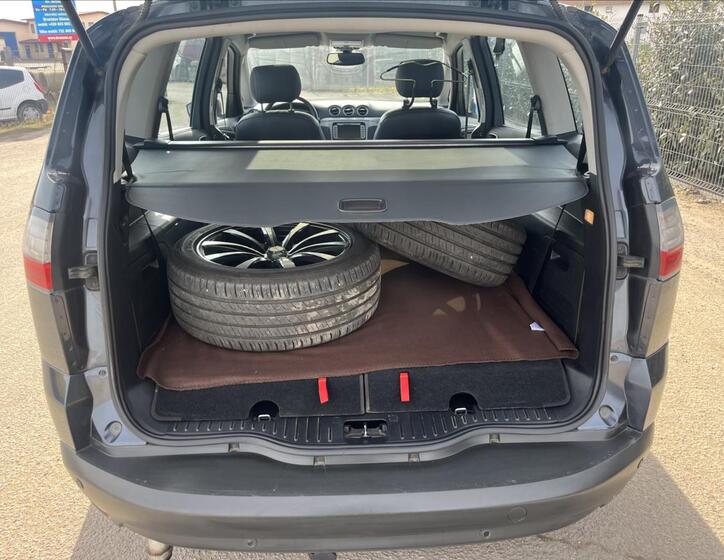 Ford S-MAX 30