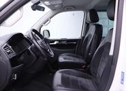 Volkswagen Multivan 11