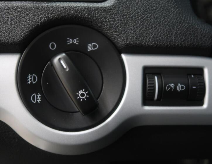 Škoda Octavia 16