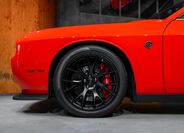 Dodge Challenger 4