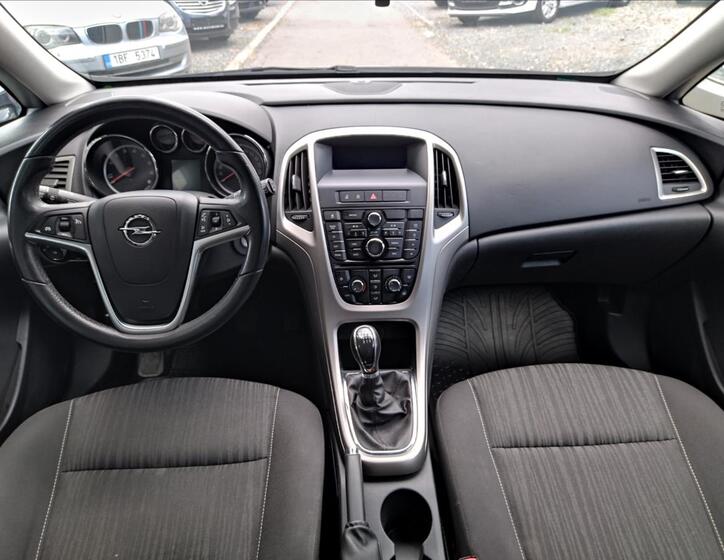 Opel Astra 10