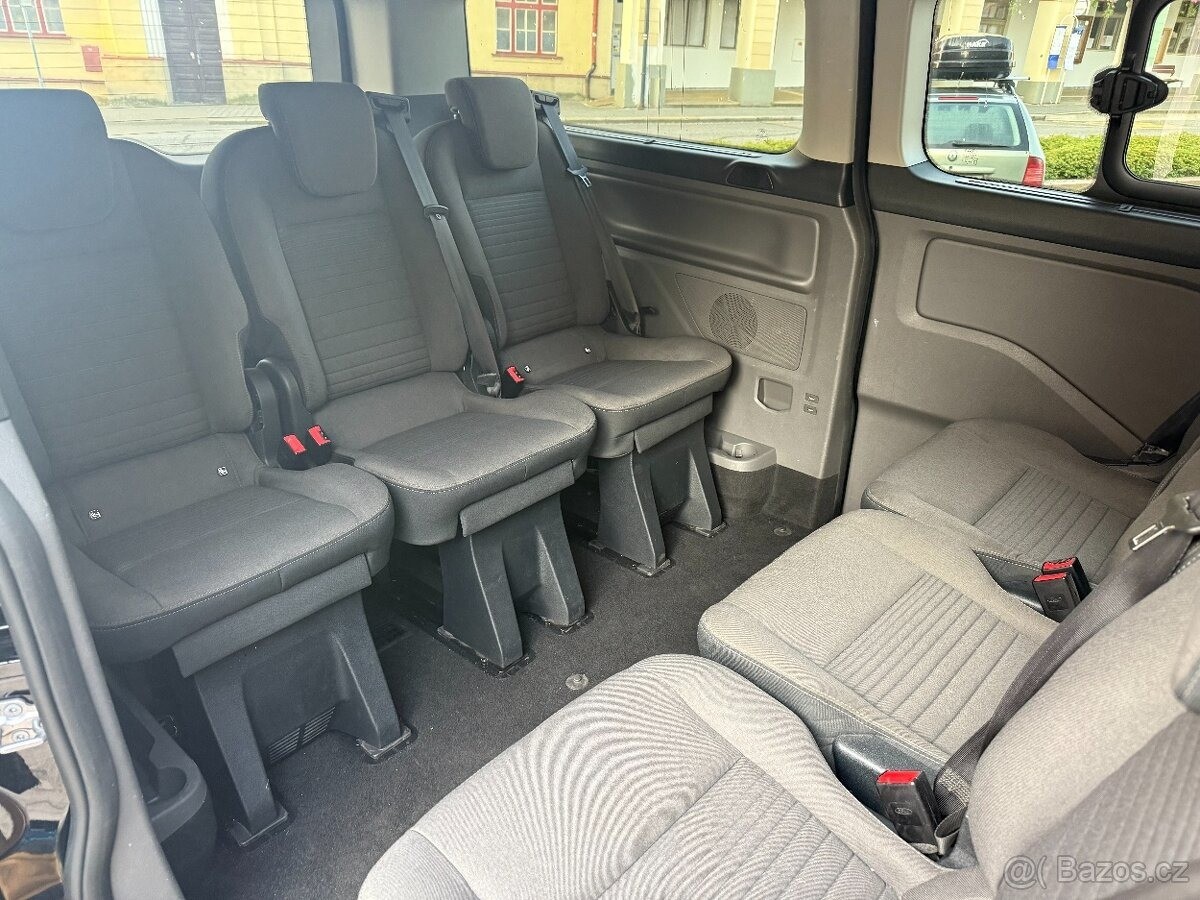 Ford Tourneo