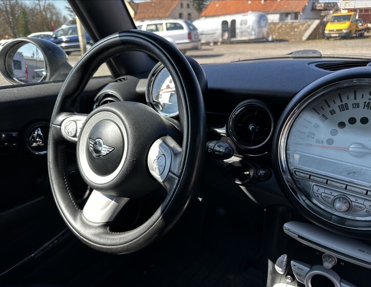 Mini Cooper 17