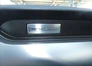 Ford Mustang 12