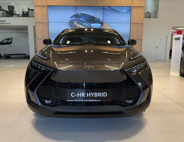 Toyota C-HR 2