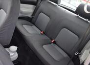 Volkswagen New Beetle 17