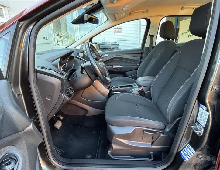 Ford C-MAX 19