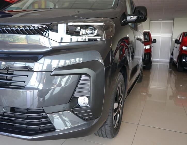 Citroën SpaceTourer 3