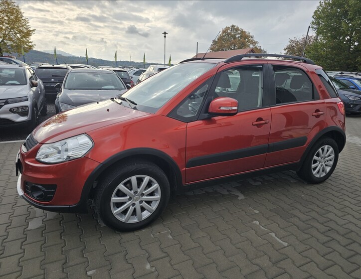 Suzuki SX4 9