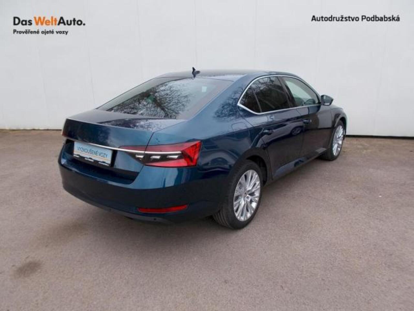 Škoda Superb 2