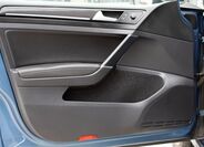 Volkswagen Golf 23