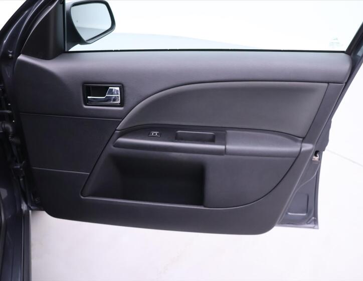 Ford Mondeo 10