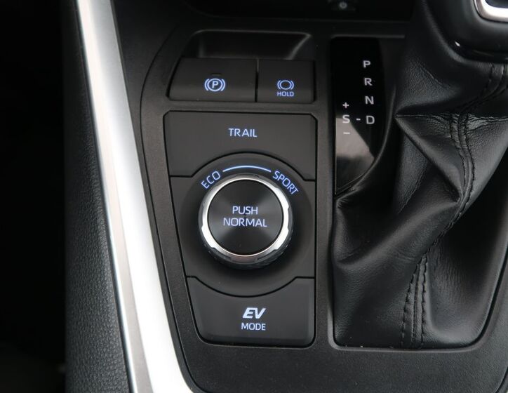 Toyota RAV4 30