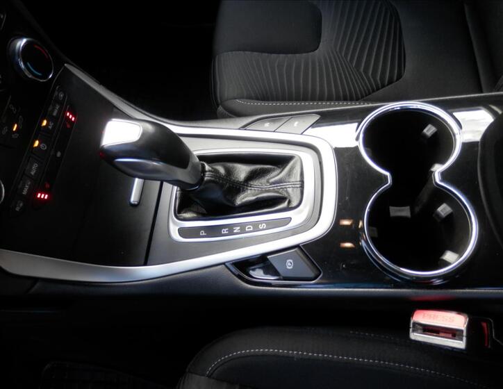 Ford S-MAX 14