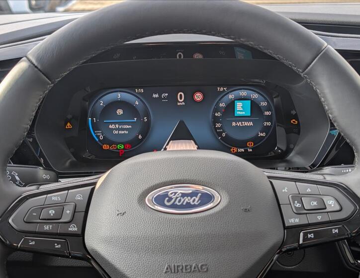 Ford Tourneo Connect 16