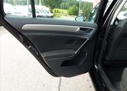 Volkswagen Golf 16
