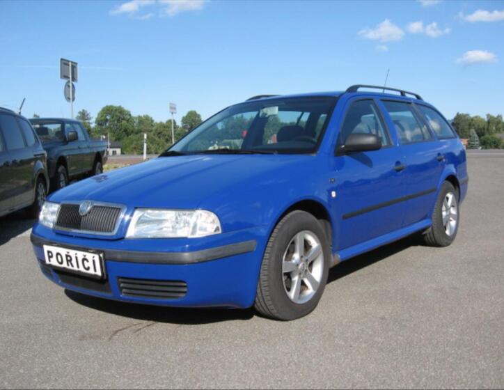Škoda Octavia 1