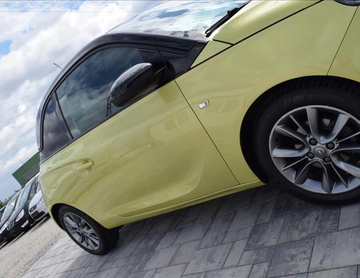 Opel Adam 9