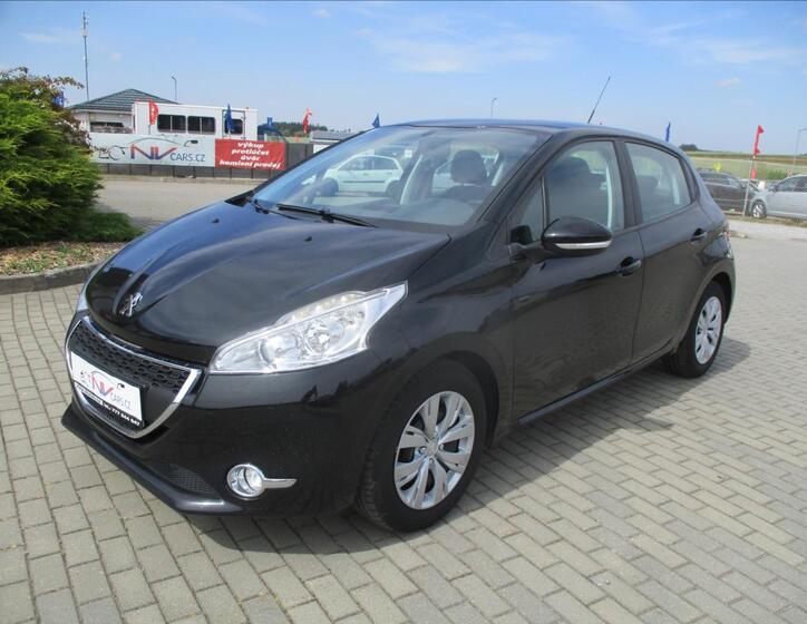 Peugeot 208 1