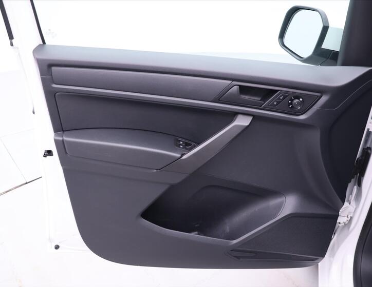 Volkswagen Caddy 10