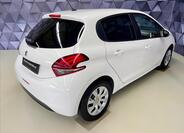 Peugeot 208 7