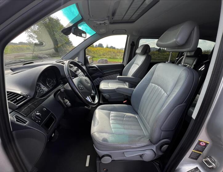 Mercedes-Benz Viano 22